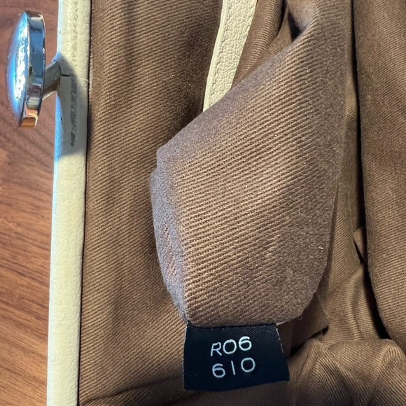 Marc Jacobs Stam Cream Leather Satchel - Picture 12 of 16